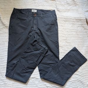 The Travel Chino in dry wax cotton sz 34